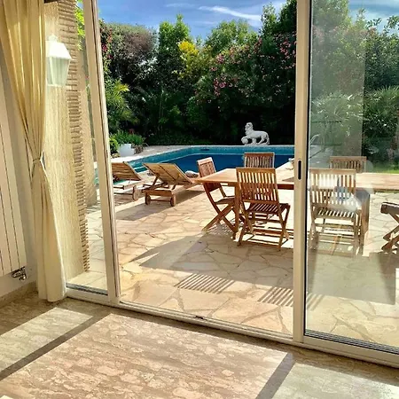 Guest house Cap D'antibes Piscine & Plage Des Ondes A Pied Antibes
