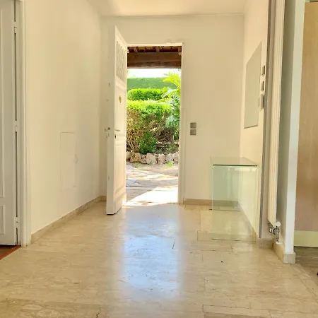 Guest house Cap D'antibes Piscine & Plage Des Ondes A Pied Antibes